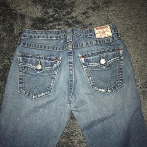Boot cut, runs true to size no stretch